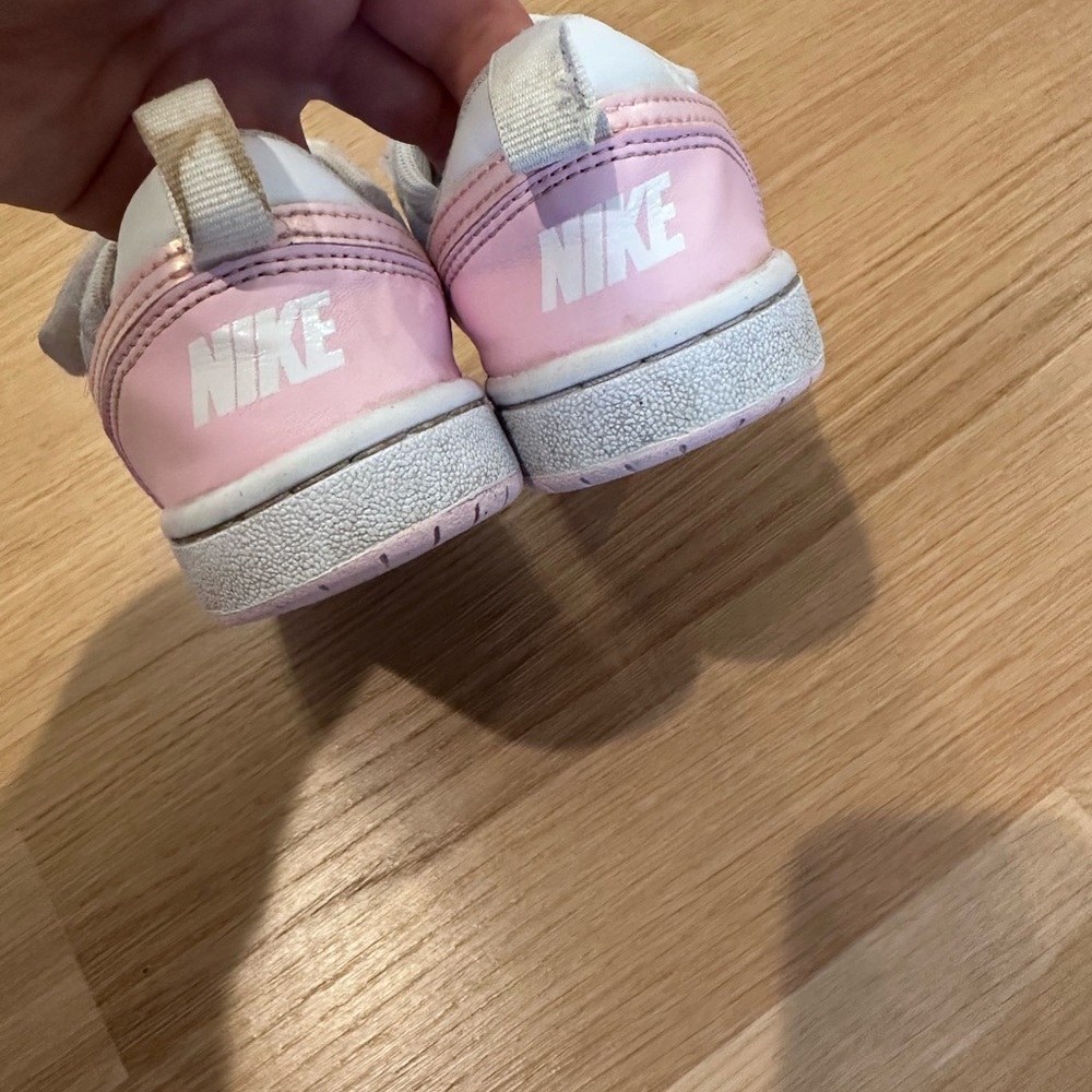 Toddler girls Nike sneakers - Picture 5 of 7